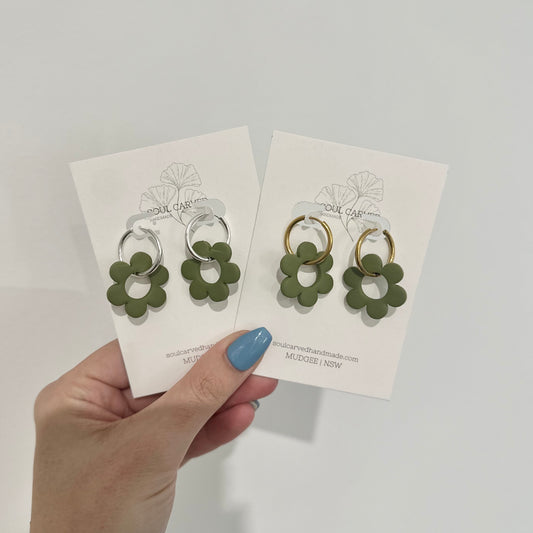 Flower Huggies: Olive
