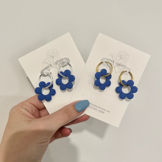 Flower Huggies: Cornflower